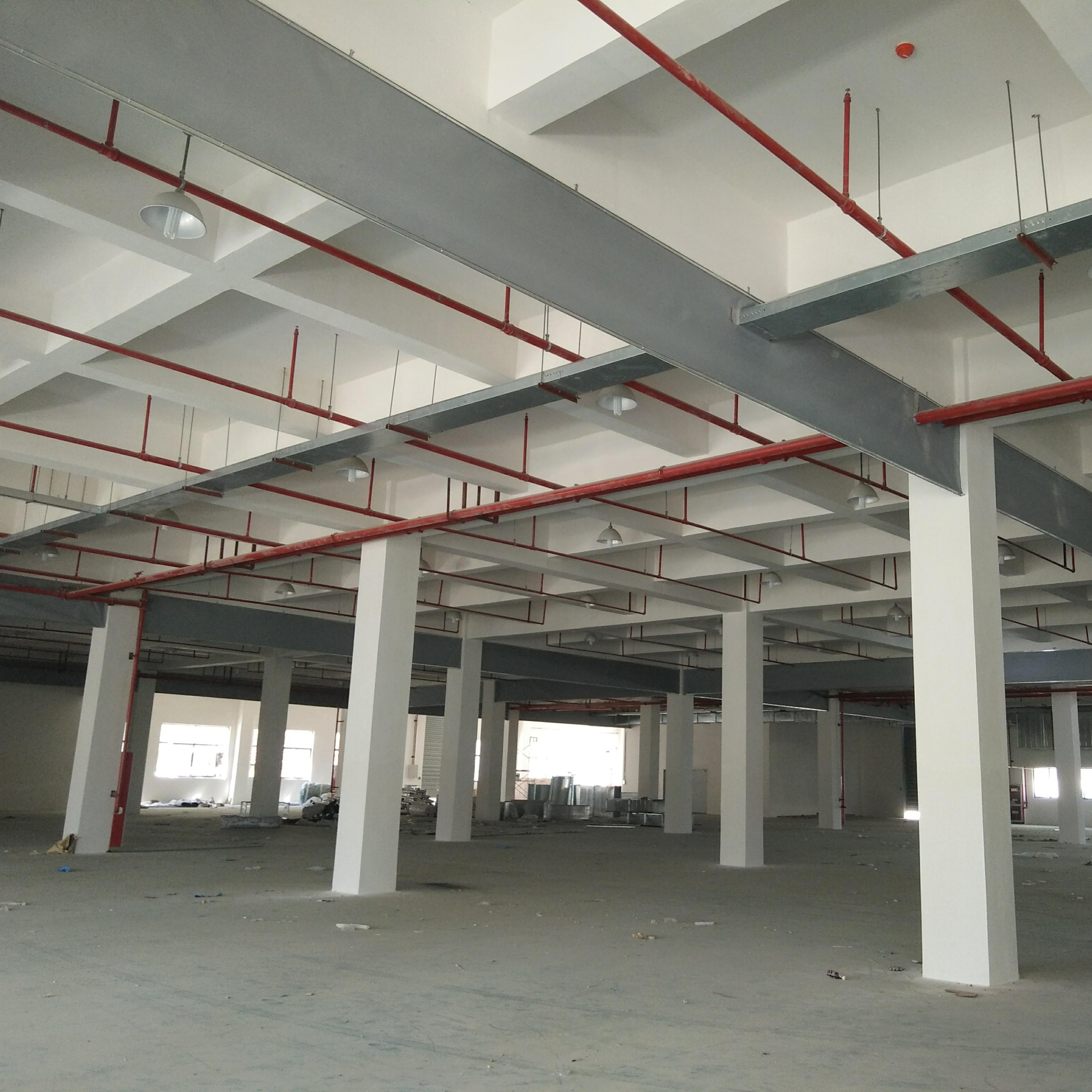 擋煙垂壁在商業(yè)建筑中的設計標準有何不同？